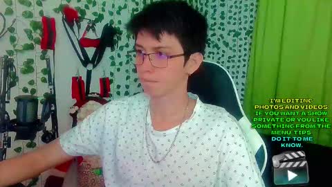 Snapshot of andy_gray01 chatting on 12-14-25, 12:43 Andy Gray online show from 12-14-25, 12:43