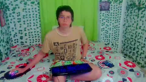 Snapshot of andy_gray01 chatting on 04-22-26, 11:34 Andy Gray online show from 04-22-26, 11:34