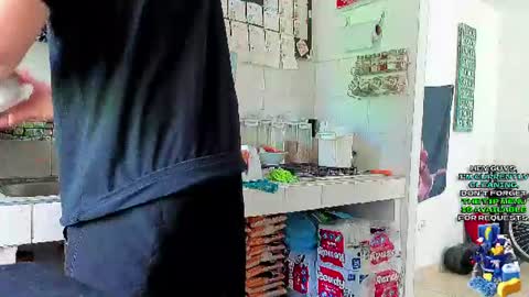 Snapshot of andy_gray01 chatting on 07-25-26, 05:10 Andy Gray online show from 07-25-26, 05:10