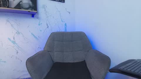 Snapshot of andy_miller5 chatting on 11-27-25, 09:28 ANDY online show from 11-27-25, 09:28