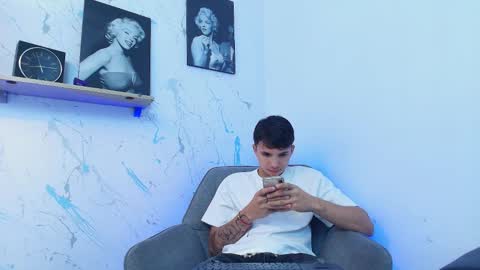 Snapshot of andy_miller5 chatting on 01-08-26, 09:28 ANDY online show from 01-08-26, 09:28