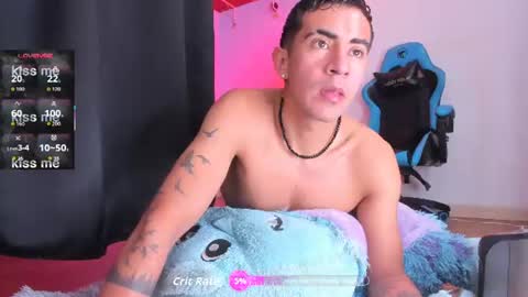 Snapshot of andy_naughty1 chatting on 06-29-26, 10:10 Andy online show from 06-29-26, 10:10