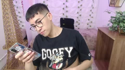 Andy online show from 04-10-26, 03:56