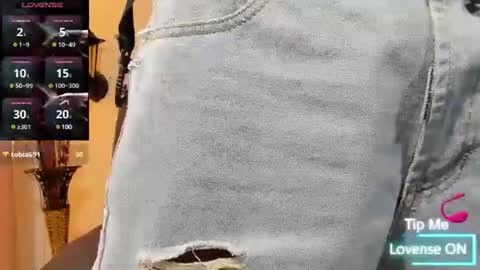 andy_smith333 online show from 01-18-25, 07:58