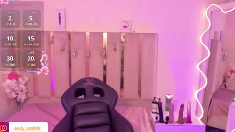 Snapshot of andy_tay1 chatting on 10-11-25, 03:28 Andy tay online show from 10-11-25, 03:28