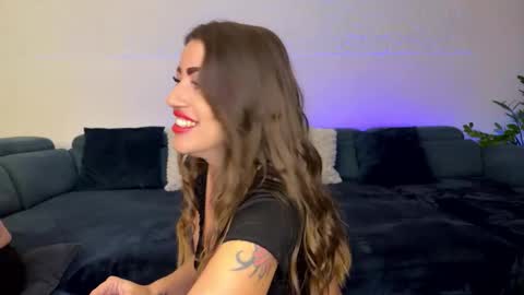 Snapshot of andy_velvet chatting on 11-29-25, 11:08 andy_velvet online show from 11-29-25, 11:08