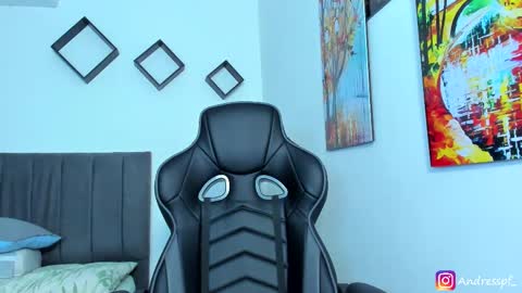 Snapshot of andy_walker_ chatting on 09-25-25, 05:16 Andres online show from 09-25-25, 05:16