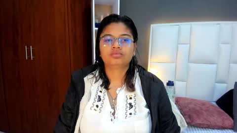 Snapshot of andyel2017 chatting on 03-25-26, 11:38 Andy D online show from 03-25-26, 11:38