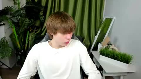 Snapshot of andyjey_ chatting on 07-05-26, 06:59 Mandy and Andy online show from 07-05-26, 06:59