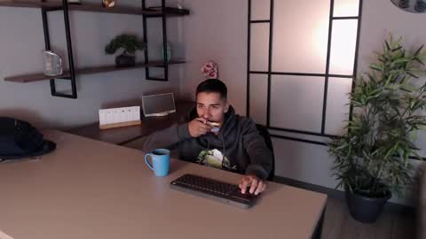 Andy Joy  online show from 01-31-25, 10:42