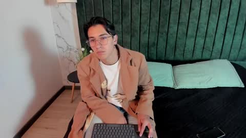 Andy Joy  online show from 04-01-26, 11:44