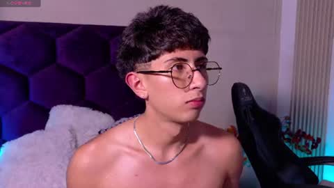 Snapshot of andyjustgame_ chatting on 06-17-26, 04:15 andyjustgame online show from 06-17-26, 04:15