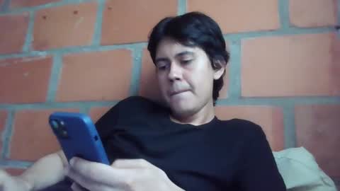 Snapshot of andyonaiscamhot chatting on 06-21-26, 06:43 Andy online show from 06-21-26, 06:43