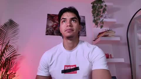 Snapshot of andypalmerr chatting on 06-05-26, 05:58 andypalmerr online show from 06-05-26, 05:58