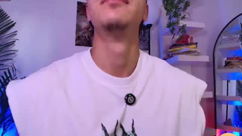 Snapshot of andypalmerr chatting on 06-13-26, 11:41 andypalmerr online show from 06-13-26, 11:41