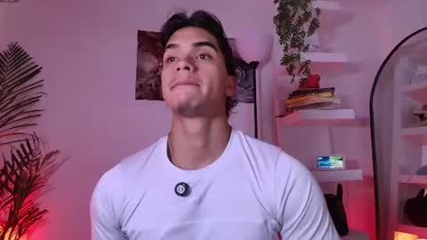 Snapshot of andypalmerr chatting on 06-14-26, 06:15 andypalmerr online show from 06-14-26, 06:15