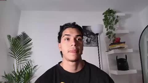 Snapshot of andypalmerr chatting on 06-14-26, 10:34 andypalmerr online show from 06-14-26, 10:34