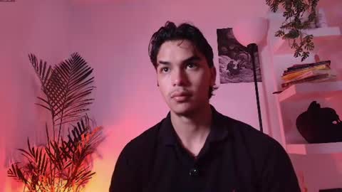 Snapshot of andypalmerr chatting on 06-19-26, 05:34 andypalmerr online show from 06-19-26, 05:34