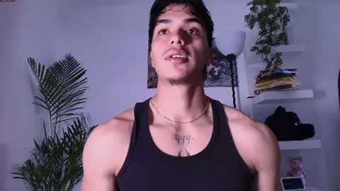 Snapshot of andypalmerr chatting on 06-23-26, 05:49 andypalmerr online show from 06-23-26, 05:49
