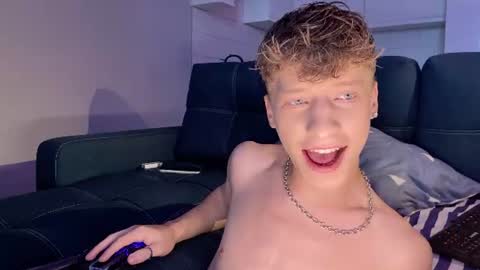 AndyTwinkkk online show from 06-27-26, 12:22
