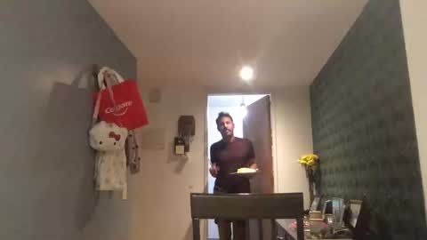 Snapshot of andyxxhot chatting on 11-03-25, 02:35 andyxxhot online show from 11-03-25, 02:35