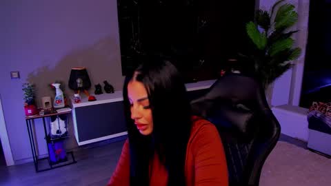 Anne online show from 02-10-26, 06:12