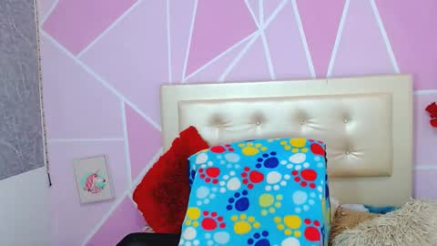 Snapshot of ange_drty chatting on 04-26-26, 12:30 ange_drty online show from 04-26-26, 12:30