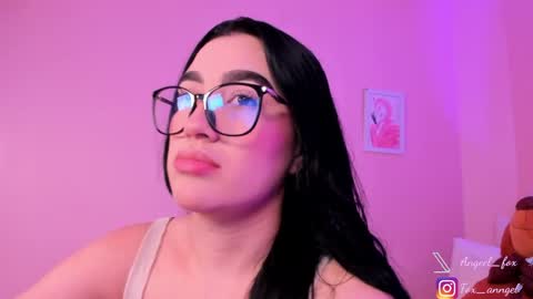 Snapshot of angeel_fox chatting on 03-27-26, 04:07 Angel online show from 03-27-26, 04:07