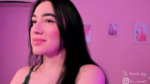 Snapshot of angeel_fox chatting on 04-12-26, 04:45 Angel online show from 04-12-26, 04:45