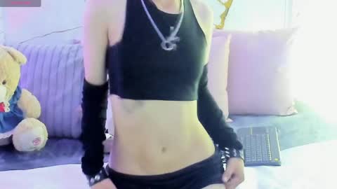 Snapshot of angeel_tay chatting on 06-08-26, 07:14 angeel_tay online show from 06-08-26, 07:14