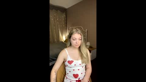 Grace online show from 04-16-26, 01:06