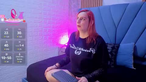 angel__red_ online show from 11-17-25, 01:00