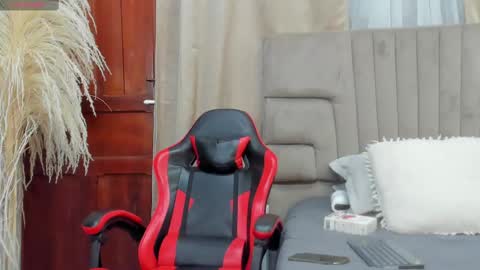 Angel online show from 10-02-25, 03:13