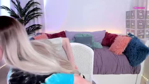 Claire - be back soon online show from 02-27-25, 06:09