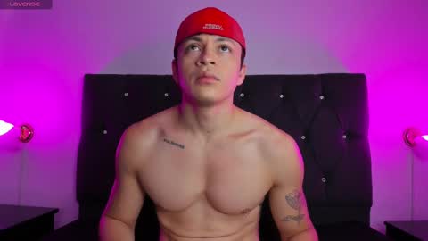 Angel Cuervo online show from 09-19-25, 12:39