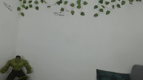 Snapshot of angel_curl chatting on 11-19-25, 09:48 Angel Curl online show from 11-19-25, 09:48