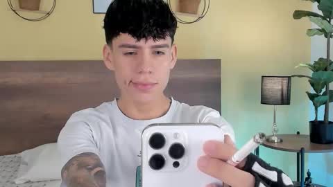 Snapshot of angel_eros_ chatting on 02-17-26, 04:53 Angel online show from 02-17-26, 04:53