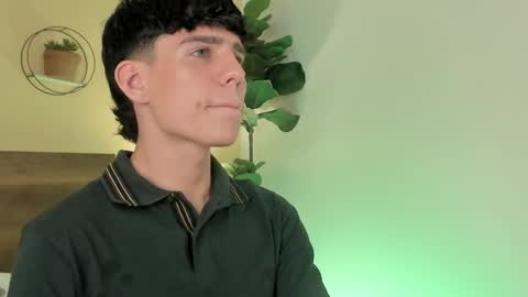 Snapshot of angel_eros_ chatting on 02-20-26, 06:26 Angel online show from 02-20-26, 06:26