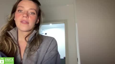 Snapshot of angel_from_sky chatting on 02-21-25, 02:38 Greetings Jess online show from 02-21-25, 02:38