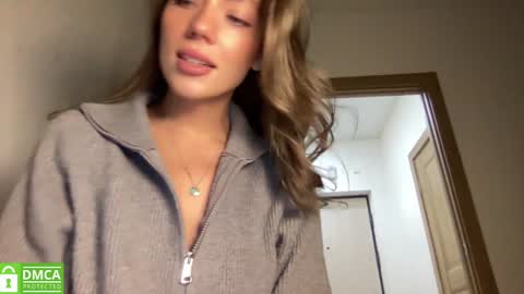 Snapshot of angel_from_sky chatting on 09-18-25, 11:45 Greetings Jess online show from 09-18-25, 11:45