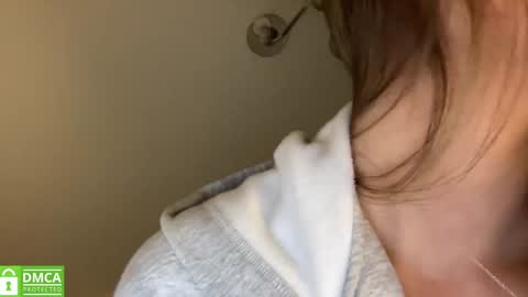 Snapshot of angel_from_sky chatting on 09-20-25, 11:33 Greetings Jess online show from 09-20-25, 11:33