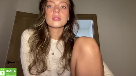 Snapshot of angel_from_sky chatting on 10-06-25, 12:57 Greetings Jess online show from 10-06-25, 12:57