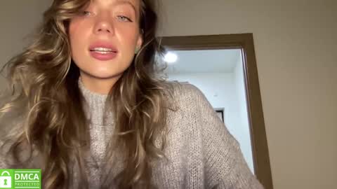 Snapshot of angel_from_sky chatting on 10-07-25, 12:13 Greetings Jess online show from 10-07-25, 12:13