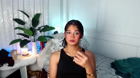 angela online show from 01-30-25, 07:26