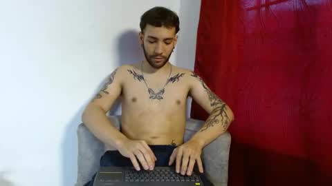 angel_kyrozz online show from 10-10-25, 07:24