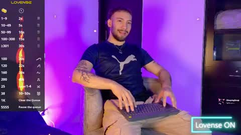 Snapshot of angel_kyrozz chatting on 06-10-26, 07:13 angel_kyrozz online show from 06-10-26, 07:13