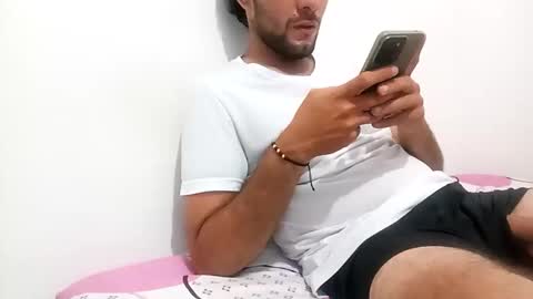 ngel online show from 09-10-25, 03:06