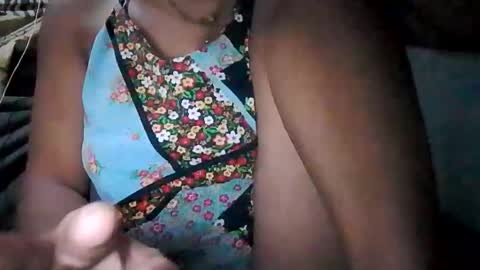 angel_pilipinaxxx10 online show from 03-05-26, 09:44
