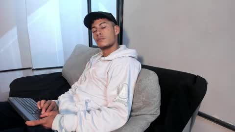 Snapshot of angel_silva_ chatting on 04-16-26, 11:44 Angel online show from 04-16-26, 11:44