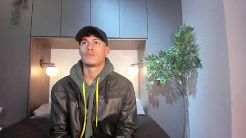 Snapshot of angel_silva_ chatting on 04-24-26, 12:07 Angel online show from 04-24-26, 12:07